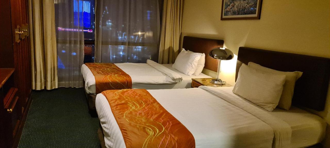 Raymond Suites At Berjaya Times Square Kuala Lumpur Exterior foto