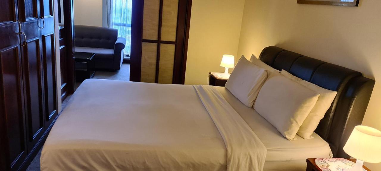 Raymond Suites At Berjaya Times Square Kuala Lumpur Exterior foto